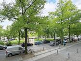 Grünfläche vor der Tür - 1 Zimmer Etagenwohnung in Berlin
