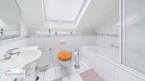 Badezimmer DG - 