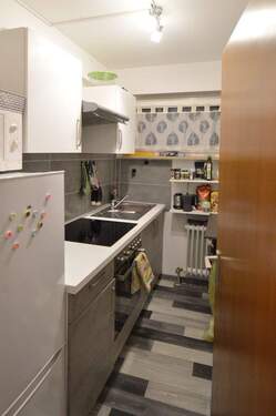 neue Einbauküche aus 2019 - 1 Zimmer Etagenwohnung in Bayreuth