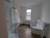 Badezimmer - 4 Zimmer Etagenwohnung in Meißen