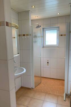 neugestaltetes Badezimmer - 