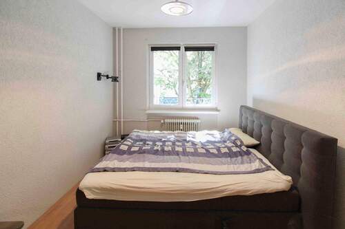 Helles Schlafzimmer - Etagenwohnung mit 55,00 m² in Berlin zum Kaufen