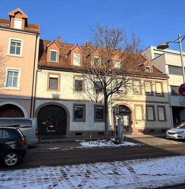 Ansicht Bestand - Sanierungsbedürftiges MFH in Ettlingen in bester Lage mit genehmigter Bauvoranfrage