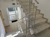 Eingang Treppenhaus 2 - 