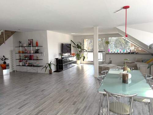 Wohn- und Essbereich - 