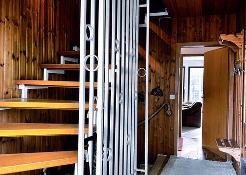 Eingangs-Treppenhaus - 