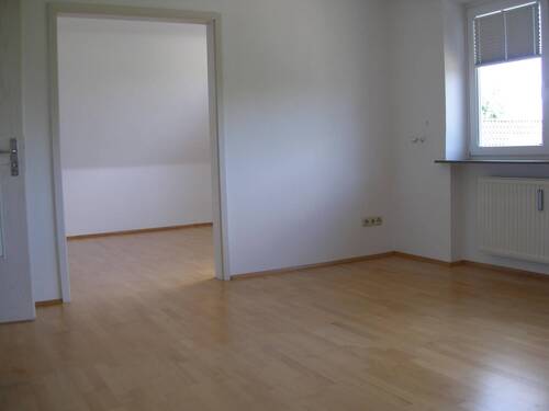 Bild 1 - Dachgeschosswohnung in Hamburg-Neuenfelde