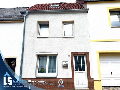 Außenansicht - Charmantes Reihenmittelhaus mit Wellness-Oase im Herzen von Bismark Wohnfläche ca. 69?m²