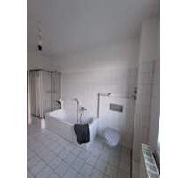 SCHÖNE WOHNUNG MIT BALKON - EINBAUKÜCHE AUF WUNSCH MÖGLICH! - Chemnitz Altchemnitz