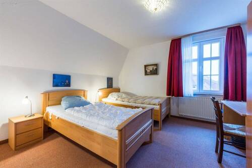Schlafzimmer - Mehrfamilienhaus, Wohnhaus in Borkum zum Kaufen