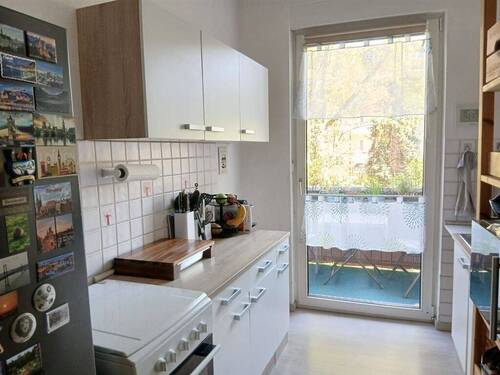 Einbauküche - Etagenwohnung mit 68,00 m&sup2; in Nürnberg zur Miete