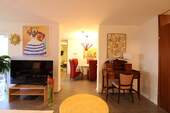 Wohnzimmer - Etagenwohnung mit 92,70 m² in Stuttgart zum Kaufen