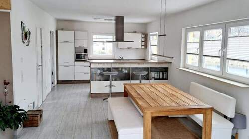 Küche - 4 Zimmer Einfamilienhaus in Mülsen