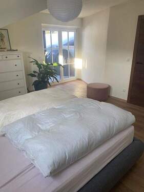 Schlafzimmer mit Dachterrasse - 