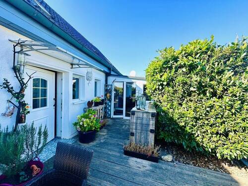 Außenaufnahme - Einfamilienhaus mit 130,00 m&sup2; in Plattling zum Kaufen