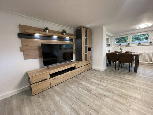 Wohnzimmer - Etagenwohnung mit 68,00 m&sup2; in Wilhelmshaven-Heppens zur Miete