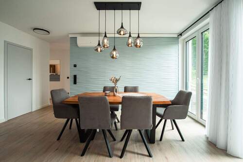 Der geräumige Essbereich - 