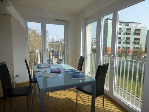 Wohnzim. - 4 Zimmer Etagenwohnung zum Kaufen in Frankfurt