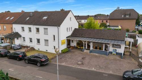 Außenbild - Wohnen und Arbeiten unter einem Dach - Ihr neues Zuhause mit Gewerbefläche