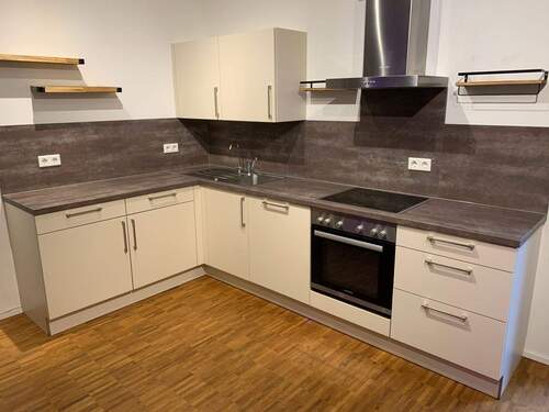 Einbauküche.jpeg - 3 Zimmer Etagenwohnung in Kitzingen