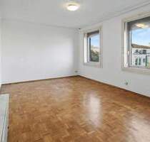 Altbaucharme im Herzen von Cannstatt - 4 Zimmer, 2 Tageslichtbäder und Balkon - Stuttgart Bad Cannstatt