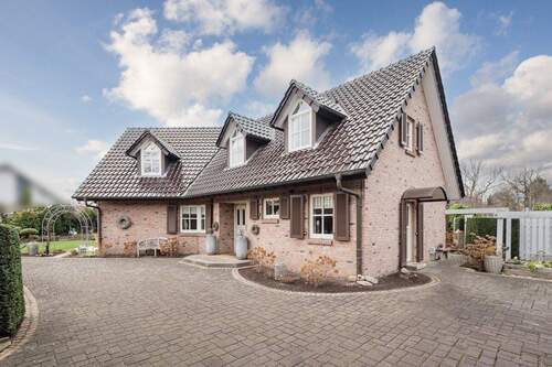 Außenansicht_7 - 5 Zimmer Einfamilienhaus zum Kaufen in Rellingen