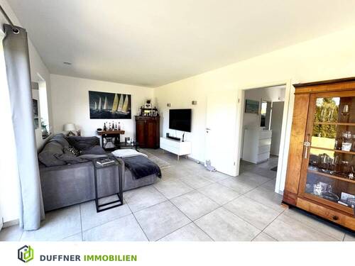 Wohn-u. Esszimmer - 