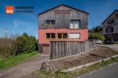 Ansicht Haus Einfahrt Garage - 1 Zimmer Mehrfamilienhaus, Wohnhaus zum Kaufen in Oybin / Hain