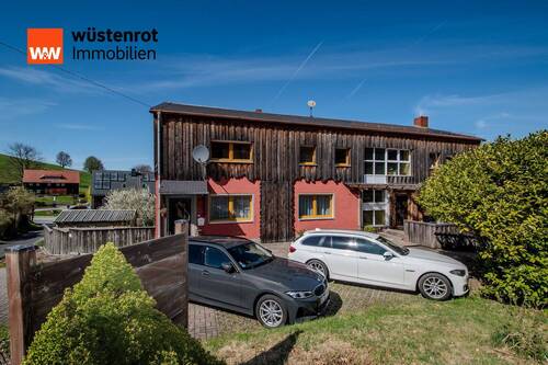 Ansicht Haus - 1 Zimmer Mehrfamilienhaus, Wohnhaus in Oybin / Hain