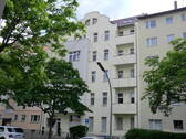 Bild 1 - Altbauflair in Wilmersdorf: Saniertes 2,5-Zimmer-Apartment