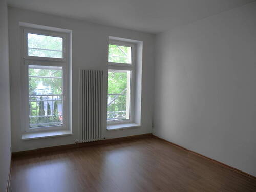 Wohnzimmer - 2 Zimmer Etagenwohnung zum Kaufen in Berlin