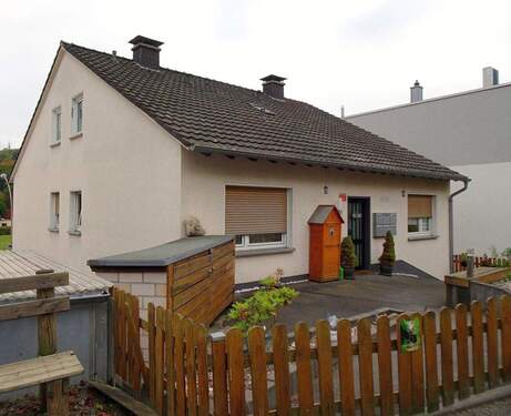 Rückansicht 2 - Mehrfamilienhaus, Wohnhaus mit 388,00 m² in Overath zum Kaufen