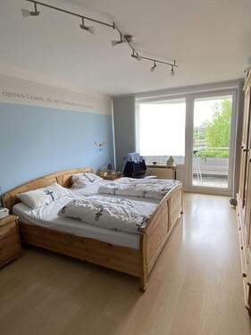 Schlafzimmer - 3 Zimmer Etagenwohnung in Troisdorf-Eschmar