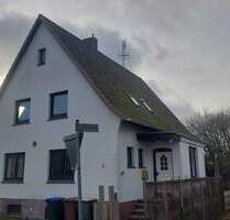 Einfamilienhaus mit Potenzial in zentraler Lage von Zetel