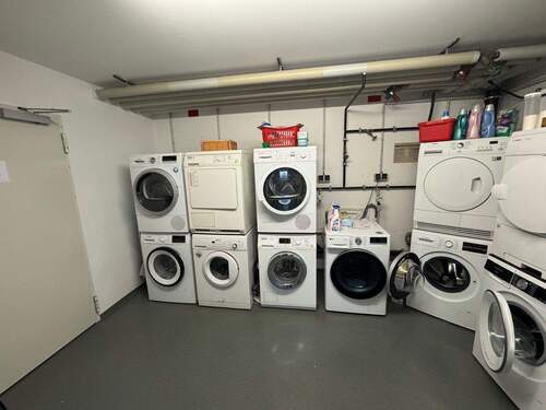 Waschmaschine und Trockner 2 links.jpg - 