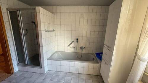 Wohnung Nr. 1, Bad - 
