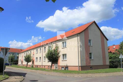 Straßenansicht - 3 Zimmer Etagenwohnung zur Miete in Salzwedel