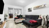 Wohnzimmer 1 - 3-Zimmer-Wohnung mit Loggia und Keller- Erbpacht vorhanden