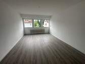 Zimmer 2 - Etagenwohnung mit 85,80 m² in Mannheim / Wallstadt zum Kaufen