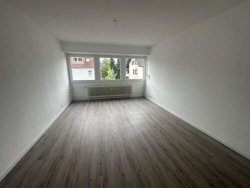 Zimmer 2 - Etagenwohnung mit 85,80 m² in Mannheim / Wallstadt zum Kaufen