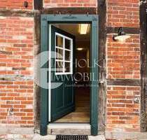 Wo Geschichte auf Gegenwart trifft - Exklusives Fachwerkanwesen am idyllischen Bachlauf - Kirchweyhe