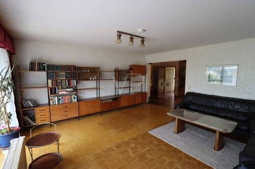 Wohnzimmer - Einfamilienhaus mit 161,00 m² in Dombühl zum Kaufen