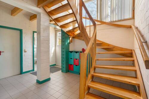 Flur und Treppenhaus im EG - 