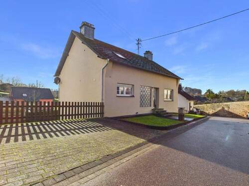 Bild 1 - Charmantes Wohnhaus mit Garten und historischem Nebengebäude