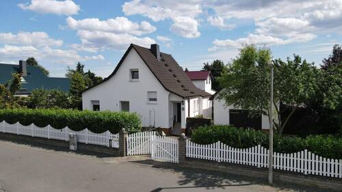 Ansicht - 5 Zimmer Einfamilienhaus zum Kaufen in Leipzig
