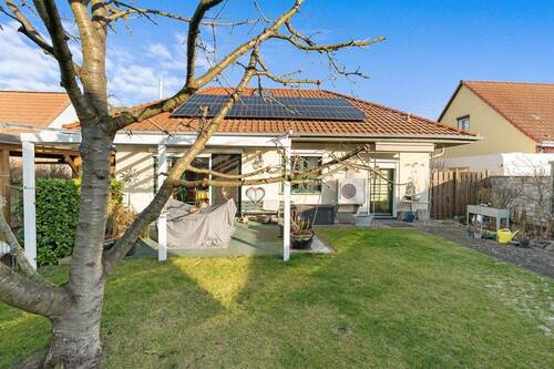 PV-Anlage auf dem Dach - 