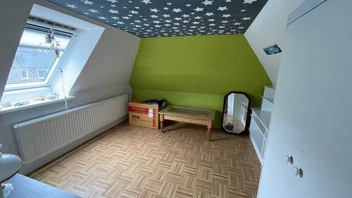 Haus 25a Zimmer im DG - 