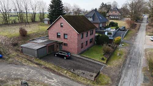 Außenansicht - 6 Zimmer Mehrfamilienhaus, Wohnhaus zum Kaufen in Rosengarten