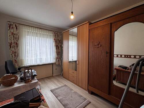 Schlafzimmer OG - Mehrfamilienhaus, Wohnhaus mit 147,00 m&sup2; in Rosengarten zum Kaufen