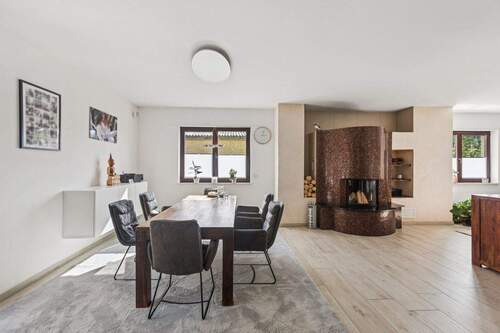 Essbereich mit Kamin - 